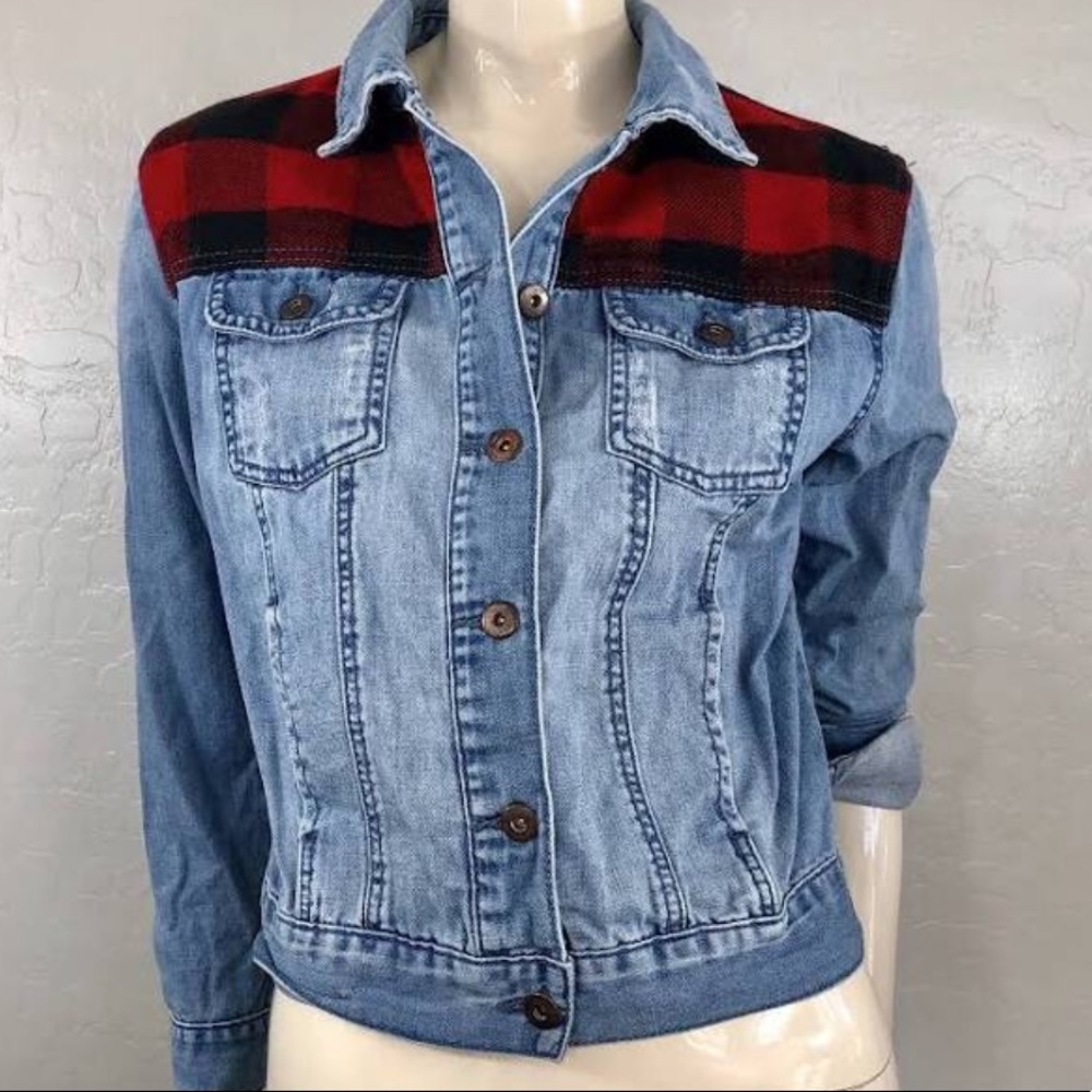 Forever 21 jean jacket with flannel detail